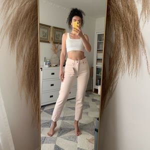 Levi’s Wedgie jeans